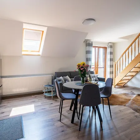 Apartment Gorczanska Sapalowka Maniowy